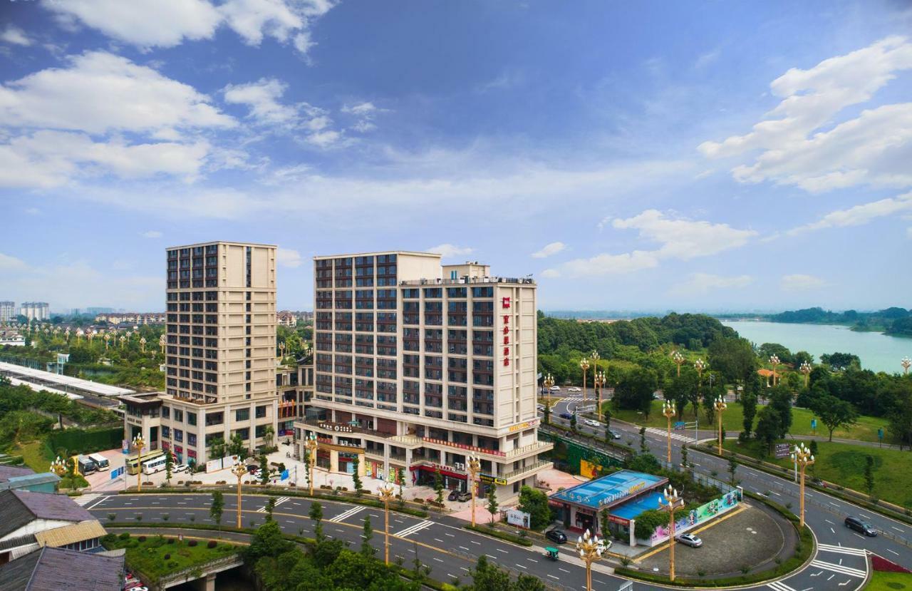 Ibis Hotel Emeishan Exterior foto