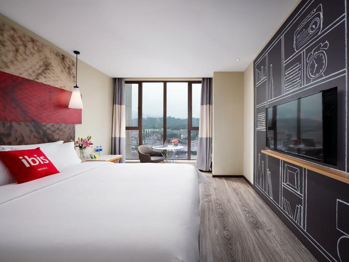Ibis Hotel Emeishan Exterior foto